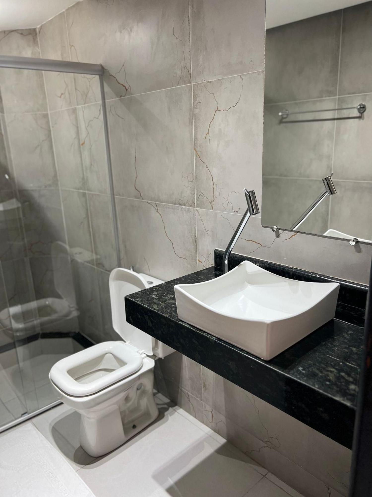 O Beira Mar Praia Hotel Esta Localizado Na Orla, Na Praia De Taperapuan, Cafe Incluso, Wi-Fi 500Mb, Piscinas, Estacionamento Privativo, Ar Condicionado Split, Smart Tv, Frigobar, Porto Seguro Kültér fotó