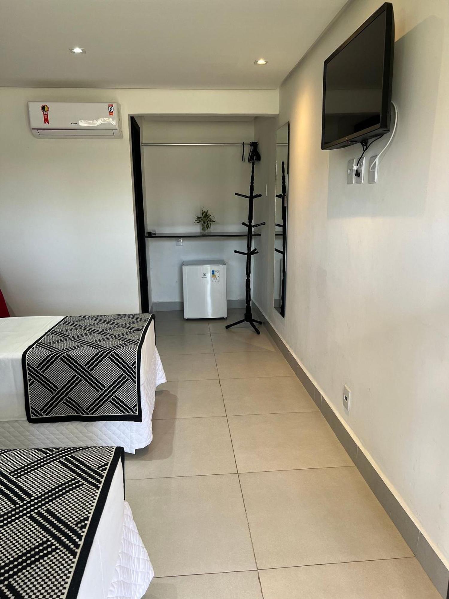 O Beira Mar Praia Hotel Esta Localizado Na Orla, Na Praia De Taperapuan, Cafe Incluso, Wi-Fi 500Mb, Piscinas, Estacionamento Privativo, Ar Condicionado Split, Smart Tv, Frigobar, Porto Seguro Kültér fotó