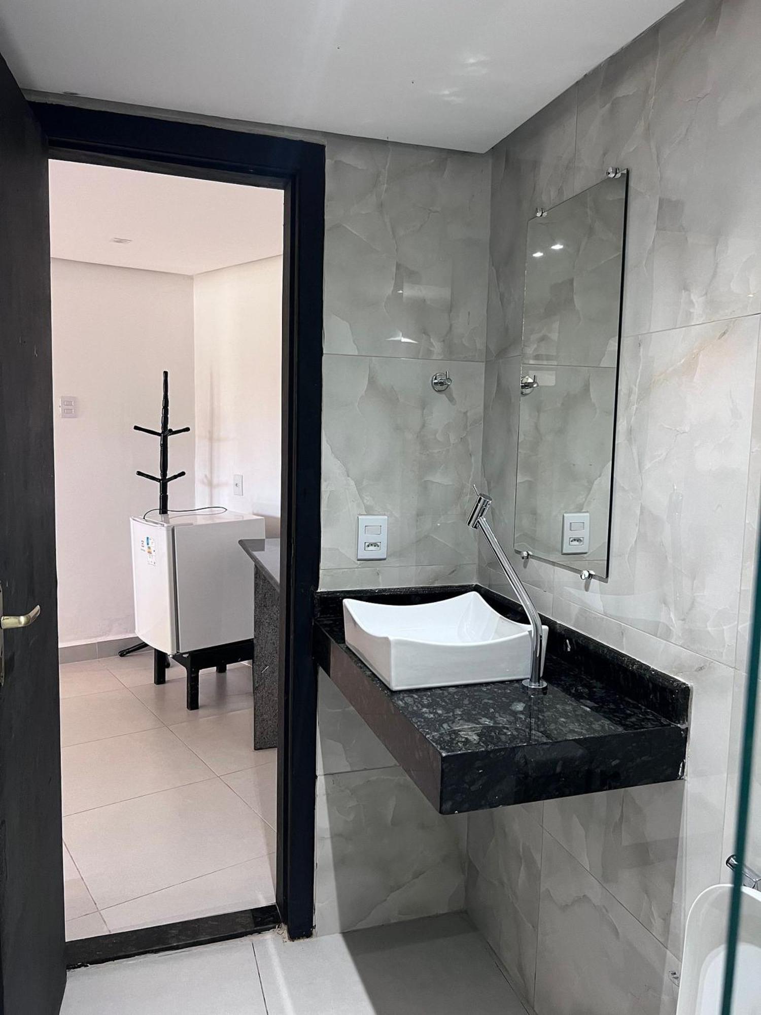 O Beira Mar Praia Hotel Esta Localizado Na Orla, Na Praia De Taperapuan, Cafe Incluso, Wi-Fi 500Mb, Piscinas, Estacionamento Privativo, Ar Condicionado Split, Smart Tv, Frigobar, Porto Seguro Kültér fotó