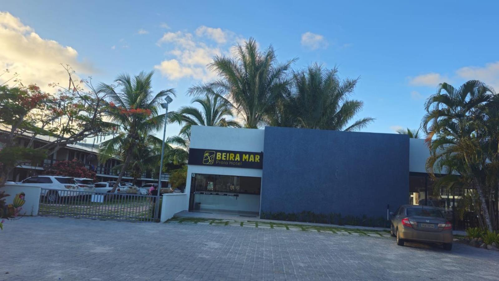 O Beira Mar Praia Hotel Esta Localizado Na Orla, Na Praia De Taperapuan, Cafe Incluso, Wi-Fi 500Mb, Piscinas, Estacionamento Privativo, Ar Condicionado Split, Smart Tv, Frigobar, Porto Seguro Kültér fotó