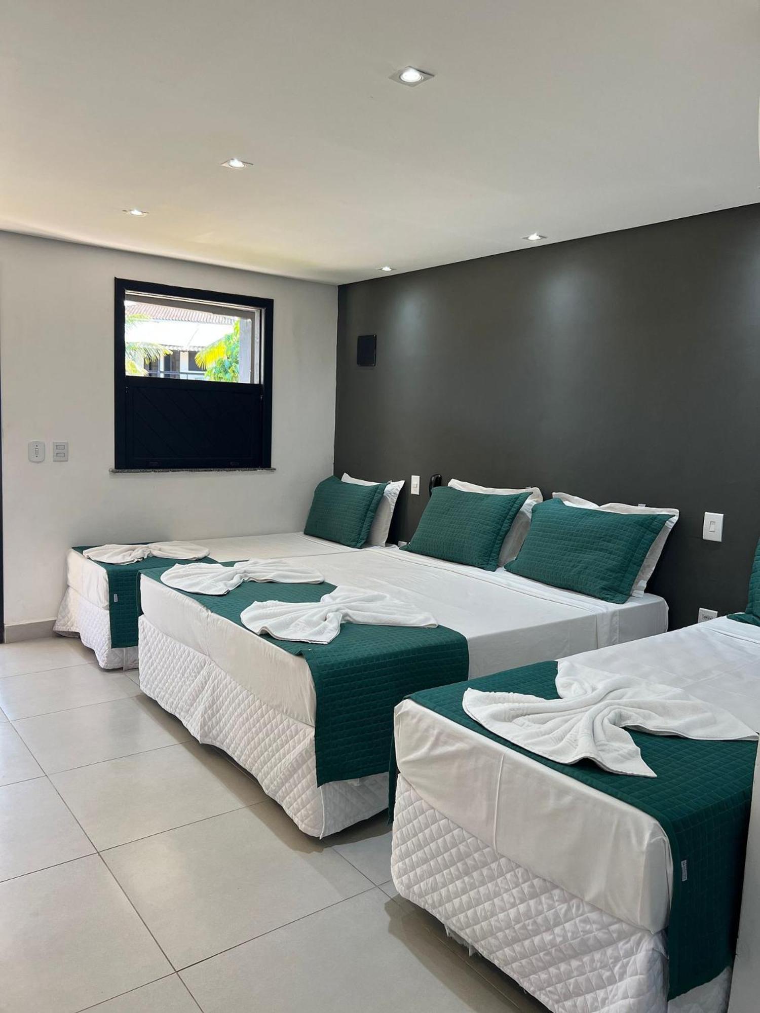 O Beira Mar Praia Hotel Esta Localizado Na Orla, Na Praia De Taperapuan, Cafe Incluso, Wi-Fi 500Mb, Piscinas, Estacionamento Privativo, Ar Condicionado Split, Smart Tv, Frigobar, Porto Seguro Kültér fotó